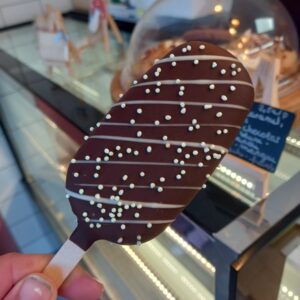 Magnum cake